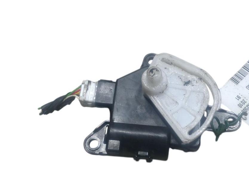 Hyundai ix20 2010-2019 hatchback 1.4 16v petrol MT 66.2 kW Motorček kúrenia D267-YN9AA01