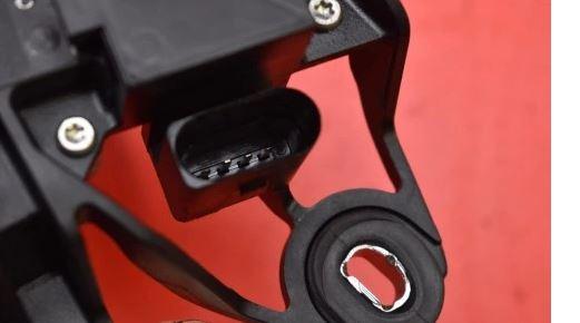 Volkswagen Golf VI 2008-2013 hatchback 1.4 16v petrol MT 59 kW 2009  Motorček stieračov zadný 1K9955711A