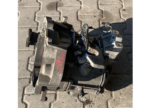 Volkswagen Golf VI 2008-2013 hatchback 1.4 16v petrol MT 59 kW 2009  Prevodovka manuálna LEG
