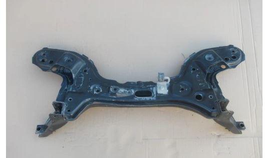 Fiat Punto II 1999-2010 hatchback 1.2 petrol MT 44 kW 2003  Výstuha predná