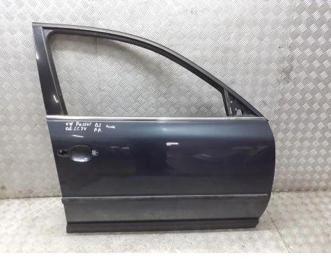 Volkswagen Passat B5 1995  2005 combi 1.9 TDI diesel MT 96 kW 2002  Dvere predné pravé LC7W