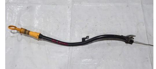 Skoda Fabia II 2007-2014 hatchback 1.4 TDI diesel 59 kW 2008 Mierka hladiny oleja 045115629F