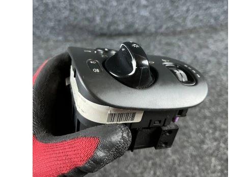 Mercedes C W203 2000-2007 sedan 2.2 CDI diesel AT 105 kW 2001  Prepínač svetiel A2035450604