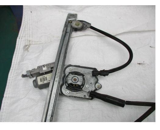 Opel Tigra B 2004-2009 coupe 1.4 16v petrol 66 kW 2005  Mechanizmus stieračov predný pravý