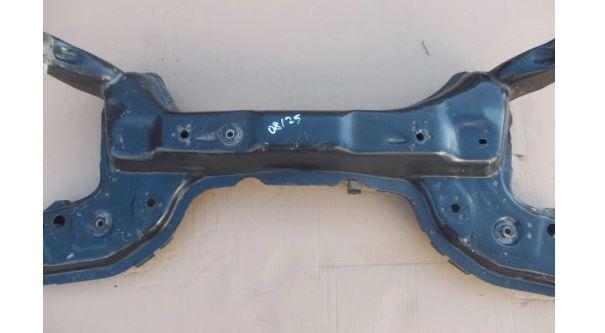 Fiat Punto II 1999-2010 hatchback 1.2 petrol MT 44 kW 2003  Výstuha predná