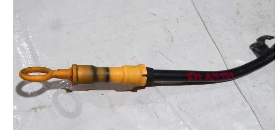 Skoda Fabia II 2007-2014 hatchback 1.4 TDI diesel 59 kW 2008 Mierka hladiny oleja 045115629F