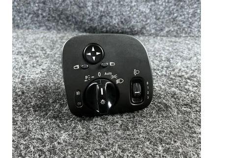 Mercedes C W203 2000-2007 sedan 2.2 CDI diesel AT 105 kW 2001  Prepínač svetiel A2035450604