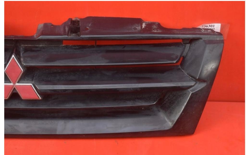 Mitsubishi Pajero III 2000-2004 hatchback 3.5 V6 petrol AT 149 kW 2001  Mriežka predná (maska chladiča) MR38798182