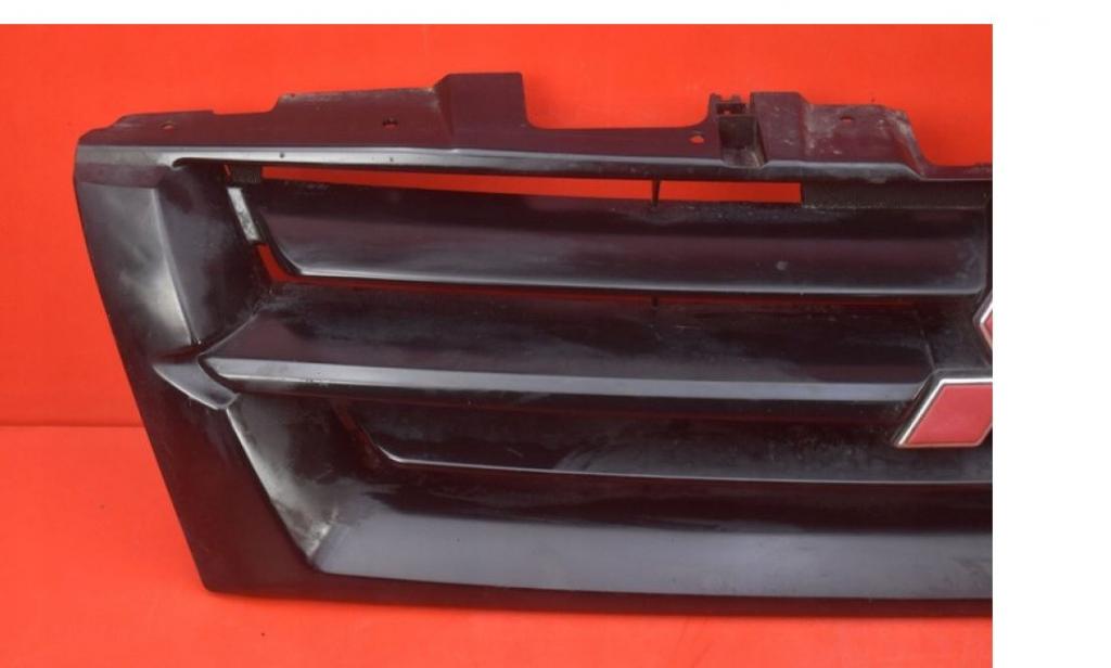 Mitsubishi Pajero III 2000-2004 hatchback 3.5 V6 petrol AT 149 kW 2001  Mriežka predná (maska chladiča) MR38798182