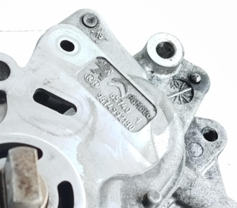 Peugeot 3008 I 2009-2016 hatchback 2.0 HDI diesel MT 110 kW 2013  Vákuová pumpa 9674992280 9674992180