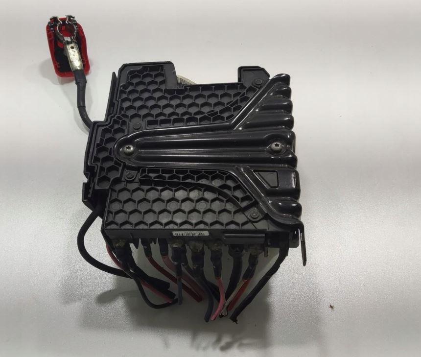 Peugeot 308 II 2013-2021 combi 2.0 E-HDI diesel MT 110 kW 2015  Modul 9675349880