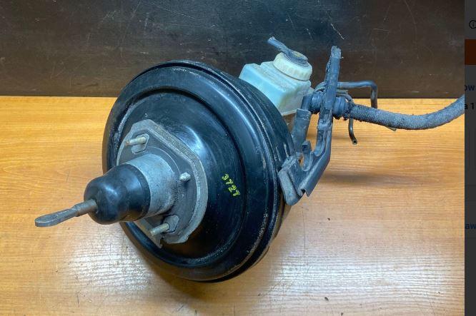 BMW 5 E39 1996-2003 sedan 3.0 D diesel 142 kW 2000  Posilňovač bŕzd LSC145T 3433 1165057