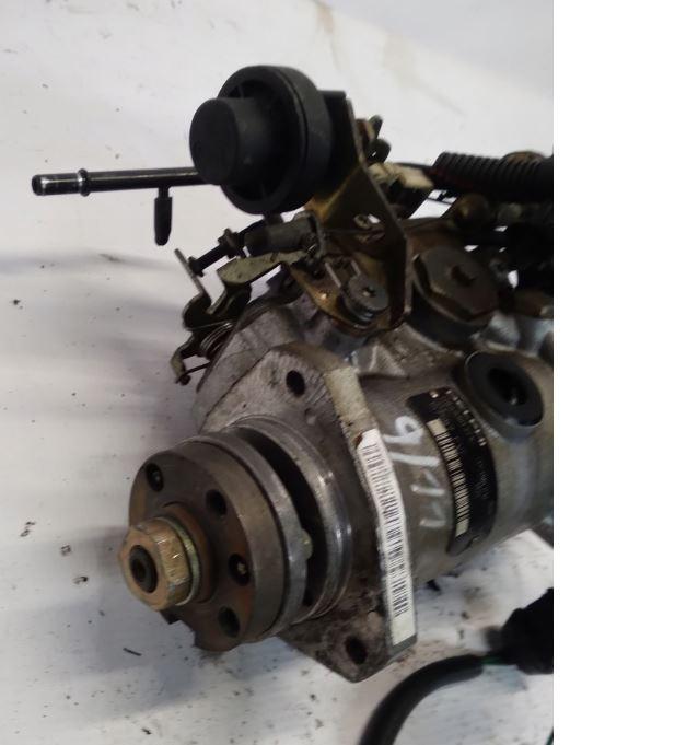 Peugeot Partner I 1996-2008 minivan 1.9 D diesel 51 kW 2004  Vstrekovacie čerpadlo R8448B371C