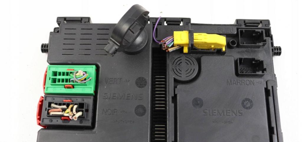 Peugeot 206 hatchback 1.9 D diesel MT 51 kW 1998  Modul BSI 9626460880 S105872300G