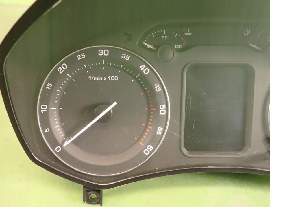 Skoda Octavia II 2004-2013 hatchback 2.0 TDI diesel MT 103 kW 2008  Prístrojová doska 1Z0920841D V0918066 A2C53088698