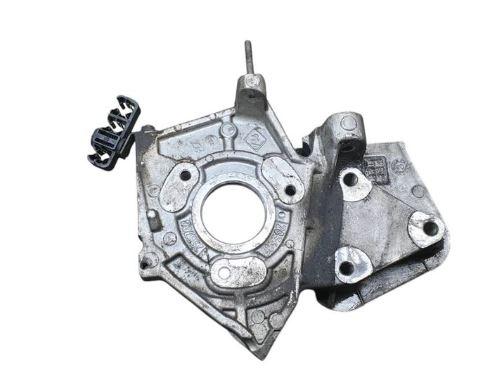 Renault Espace IV 2003-2014 hatchback 1.9 DCI diesel MT 85 kW 2003 Uchytenie  Palivové čerpadlo 255708 ,  205689