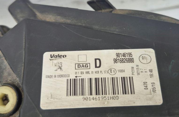 Peugeot Partner II 2008-2018 hatchback 1.6 HDI diesel MT 68 kW 2015  Svetlo predné pravé 9816826880