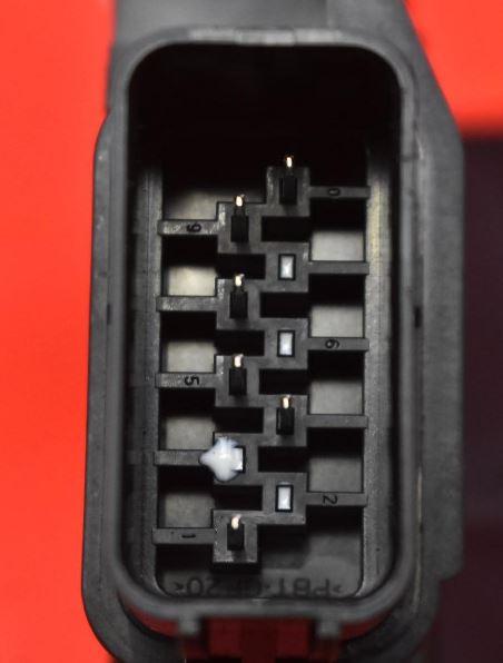 Volvo XC60 I 2008-2017 suv 2.4 diesel 151 kW 2010  Zámok dverí zadný ľavý 30799324