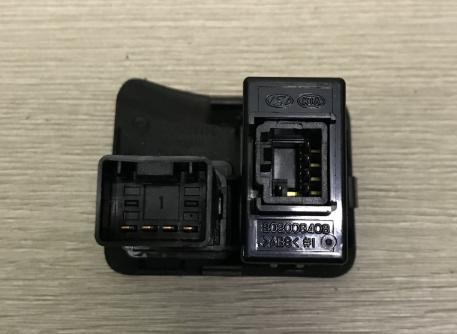 Kia Soul I 2008-2013 hatchback 1.6 CRDI  94kW  Prepínač svetiel 201005708