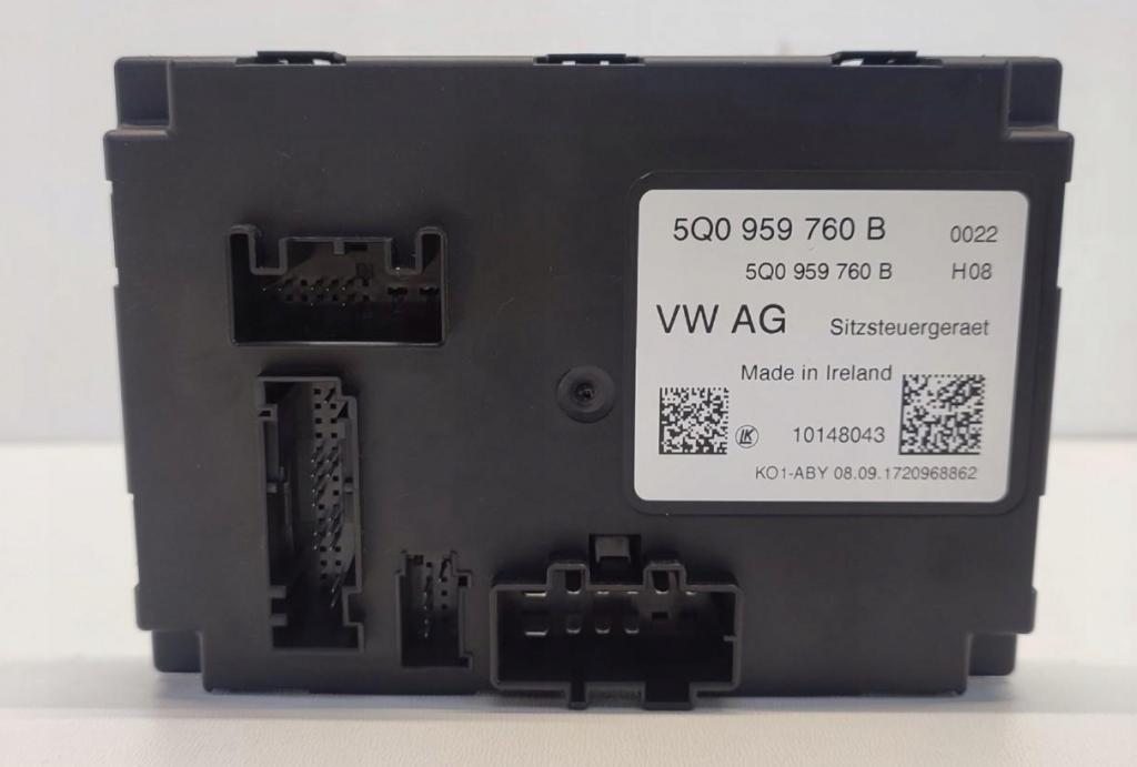 Volkswagen Tiguan II 2016-2024 hatchback 1.5 TSI petrol AT 110 kW 2018  Riadiaca jednotka ostatné 5Q0959760B