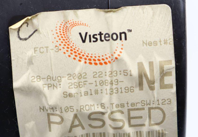 Ford Fusion hatchback 3.8 V6 petrol AT 146 kW 2001  Prístrojová doska 2S6F-10849-NE 2S6F10849NE