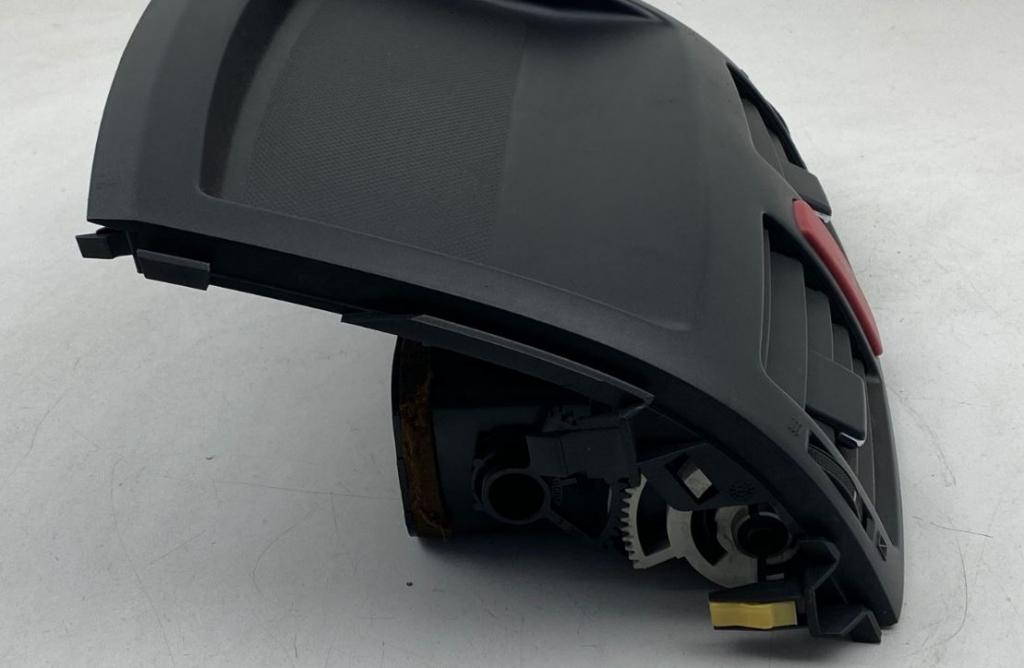 Toyota Auris I 2006-2013 hatchback 1.6 VVTI petrol MT 91 kW 2009  Mriežka kúrenia (fukár) 5567002130