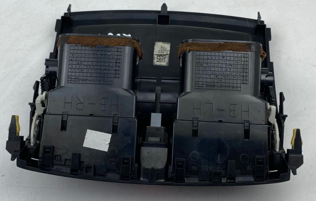 Toyota Auris I 2006-2013 hatchback 1.6 VVTI petrol MT 91 kW 2009  Mriežka kúrenia (fukár) 5567002130