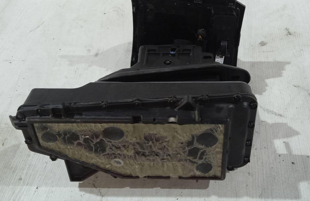 Peugeot 508 2010-2018 sedan 1.6 HDI diesel AT 84 kW 2013 Rýchlostná páka (kulisa) 9685798580