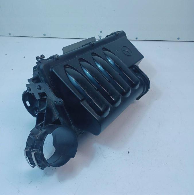 Mercedes B W245 2005-2011 hatchback 2.0 CDI diesel MT 80 kW 2006  Obal vzduchového filtra A6400900701