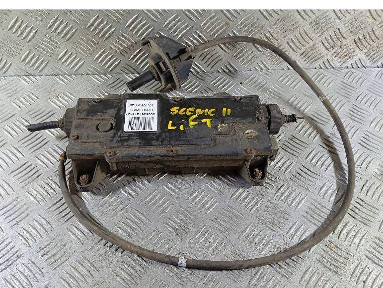 Renault Scenic II 2003-2009 hatchback 1.6 16v petrol MT 83 kW 2005  Ručná brzda elektrická 8200702095