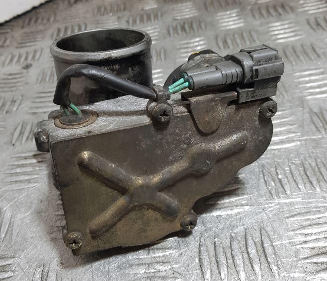 Toyota Rav4 II 2000-2005 hatchback 2.0 D4D diesel MT 85 kW 2004  Škrtiaca klapka 89672-21020