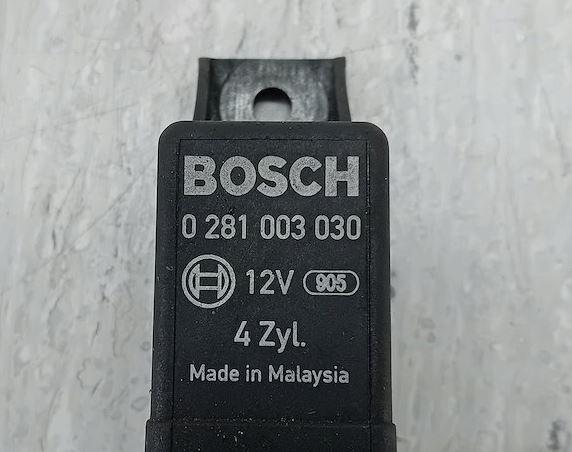 Honda Fr-v hatchback 2.2 I-CTDI diesel 103 kW 2007  Relé 0281003030