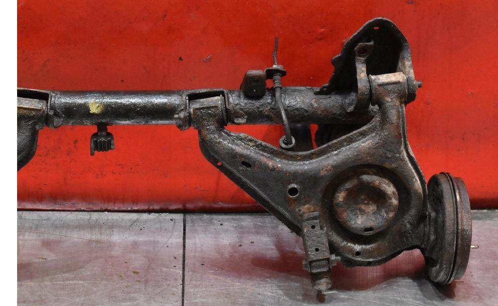 Fiat Seicento hatchback 0.9 petrol MT 29 kW 2001  Výstuha zadná