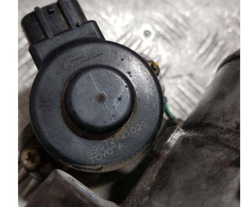 Toyota Rav4 II 2000-2005 hatchback 2.0 D4D diesel MT 85 kW 2004 Škrtiaca klapka 89672-21020