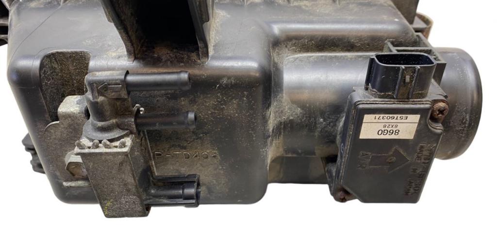 Suzuki Splash hatchback 1.0 petrol MT 48 kW 2008  Obal vzduchového filtra 1370073KA0