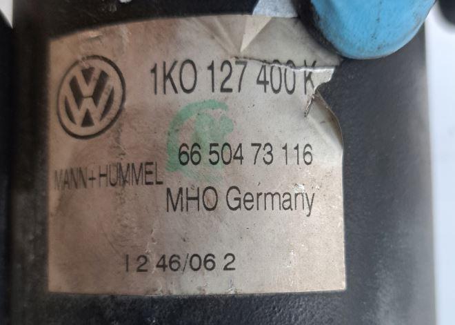 Volkswagen Golf V 2003-2009 hatchback 1.9 TDI diesel MT 77 kW 2003  Obal palivového filtra 1K0127400K