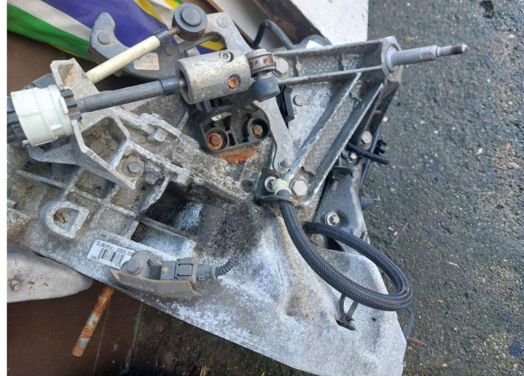 Renault Kangoo II 2008- hatchback 1.5 DCI diesel MT 63 kW 2011  Prevodovka manuálna JRQ-K9GF