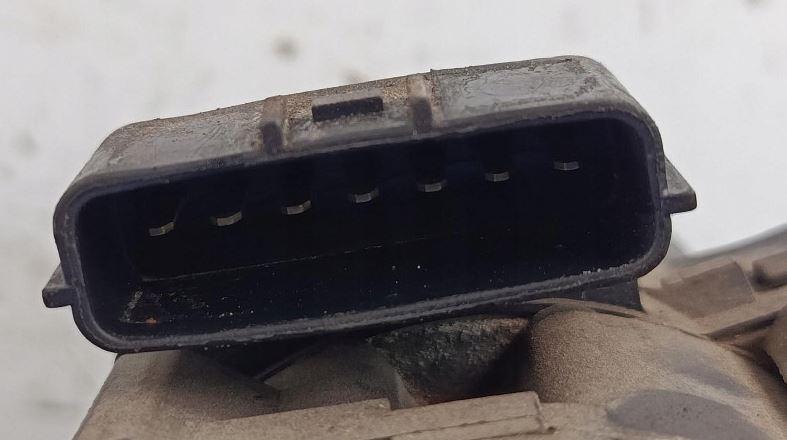 Mazda 323f hatchback 1.5 16v petrol MT 65 kW 1998  Rozdeľovač T2T60371 7PIN