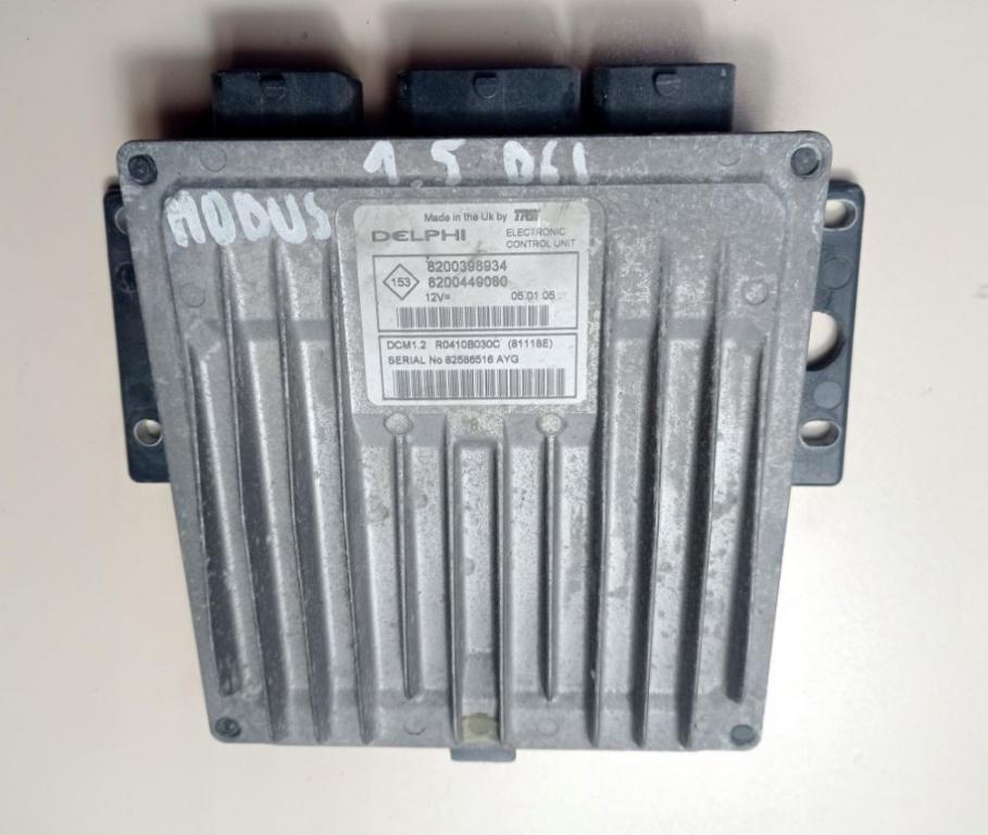 Renault Modus hatchback 1.5 DCI diesel MT 63 kW 2007  Riadiaca jednotka motora 8200398934