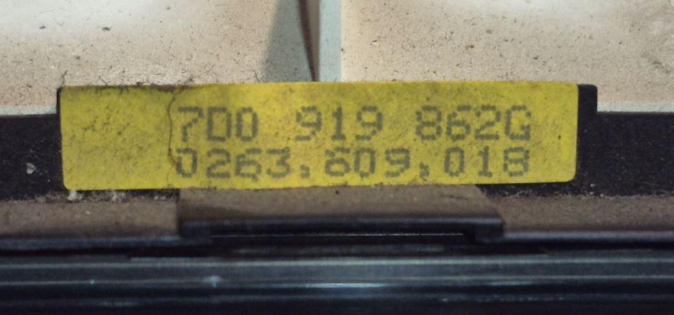 Volkswagen Transporter T4 1990-2003 2.4 D diesel 57 kW 1992  Prístrojová doska 7D0919862G