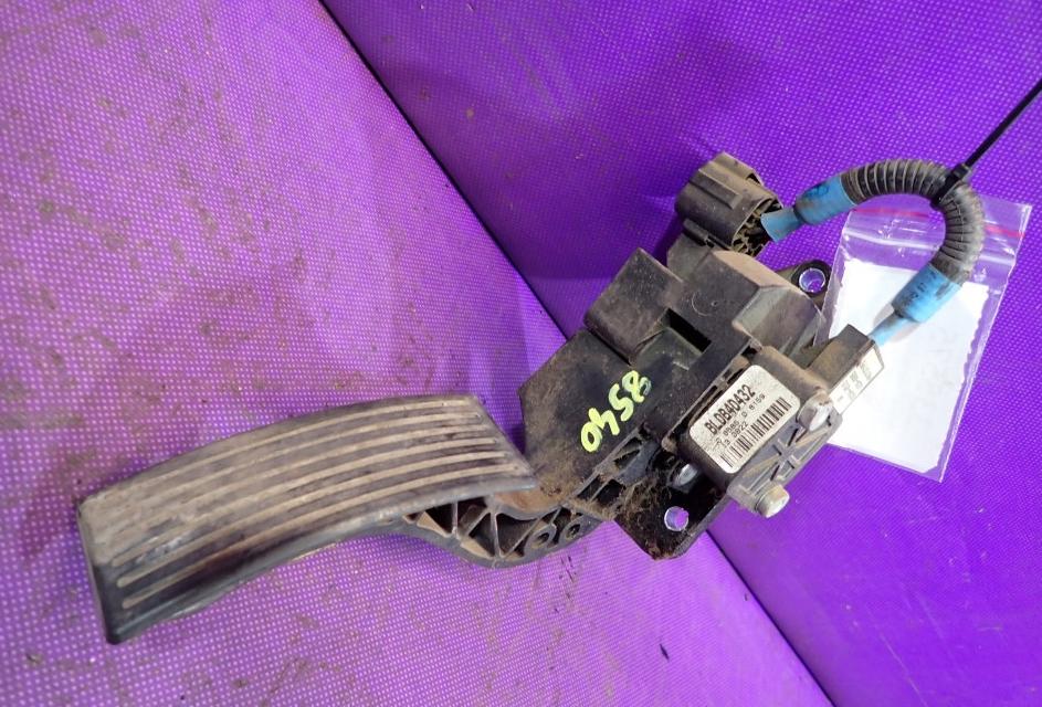 Kia K2500 2.5 TCI diesel 69 kW 2007  Potenciometer plynového pedálu 1029-0005