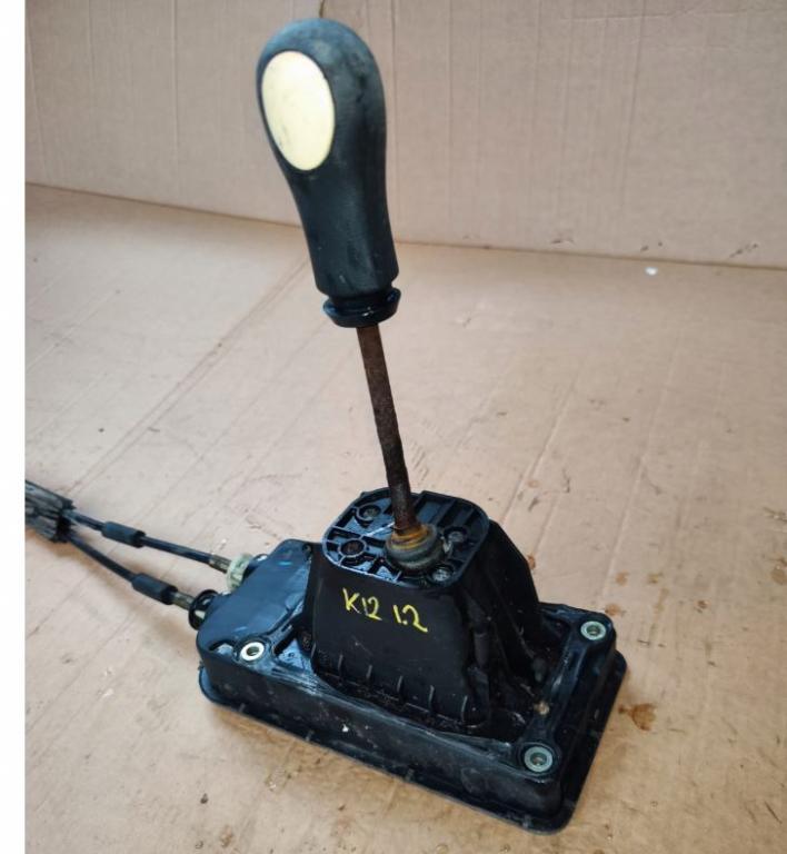 Nissan Micra K12 2003-2010 hatchback 1.2 16v petrol MT 48 kW 2005 Rýchlostná páka (kulisa)