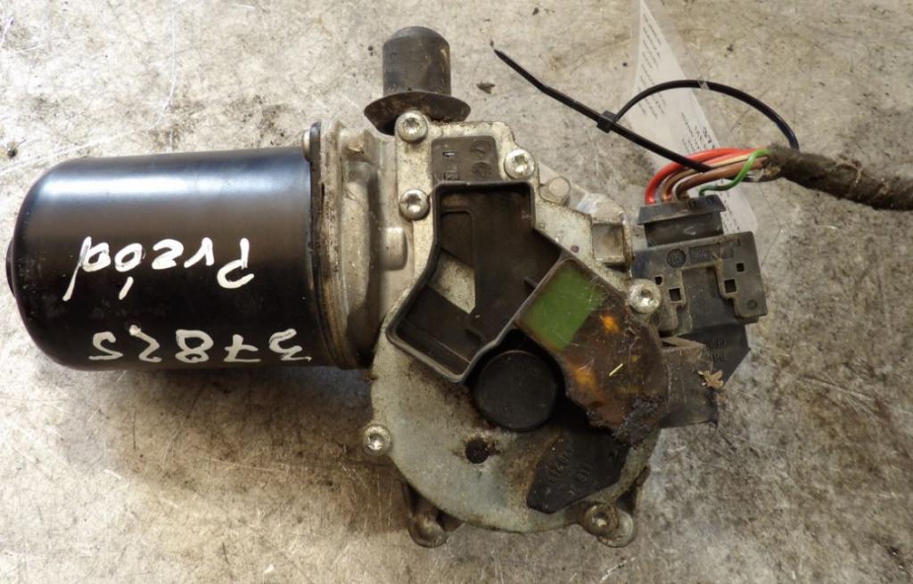 Mercedes A W169 2004-2012 hatchback 1.5 petrol MT 70 kW 2006  Motorček stieračov predný A1698200300 404.902 3026F