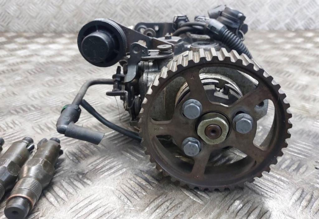 Citroen Berlingo I 1996-2008 minivan 1.9 D diesel 51 kW 1999  Vstrekovacie čerpadlo R8448B391C