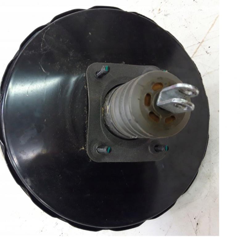 Mitsubishi Lancer VIII 2007-2016 sedan 1.8 16v petrol MT 105 kW 2009  Posilňovač bŕzd 4680A115; 06277860694; 4630A252