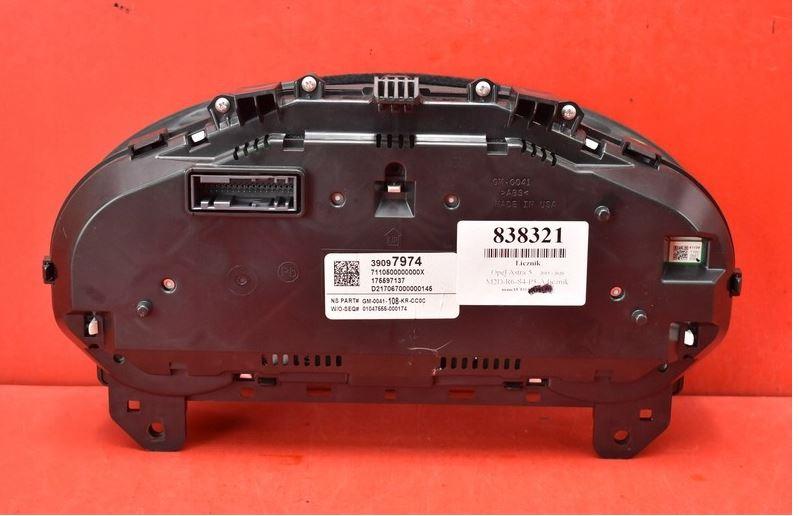 Opel Astra V 2015- combi 1.6 CDTI diesel MT 81 kW 2018  Prístrojová doska 175597137 39097974