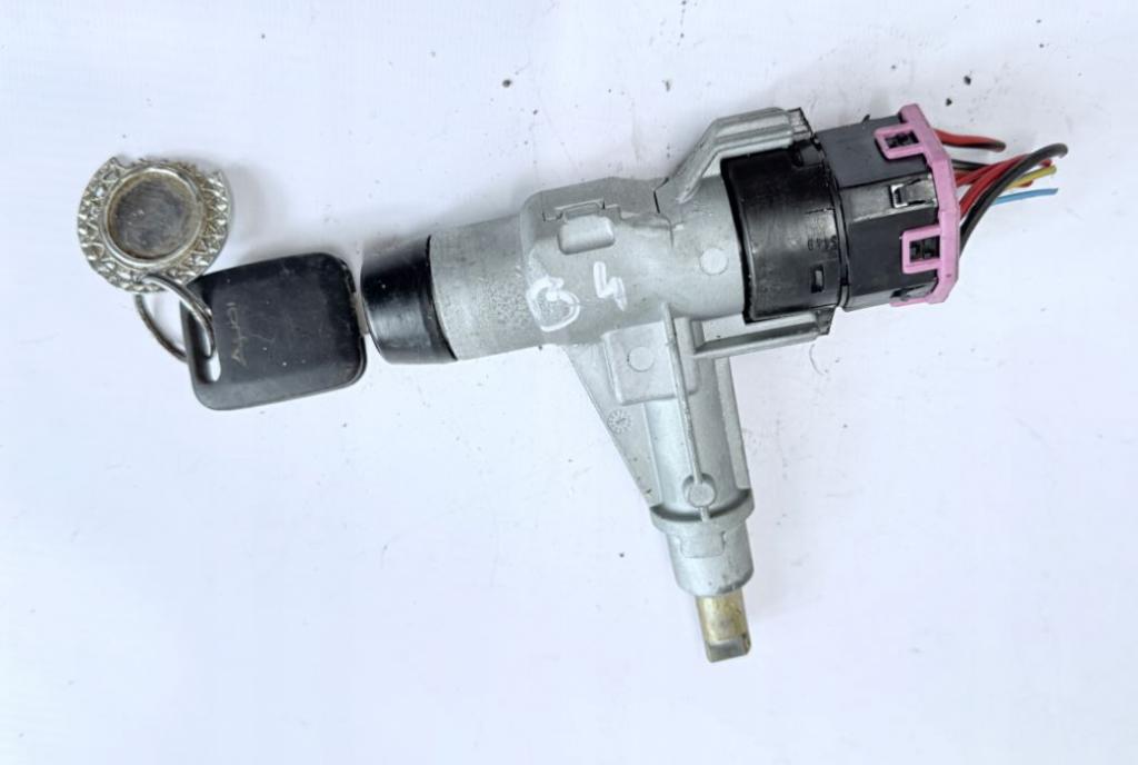 Audi 80 B4 1991-1994 sedan 1.9 TDI diesel MT 66 kW 1997  Spínacia skrinka 893905851