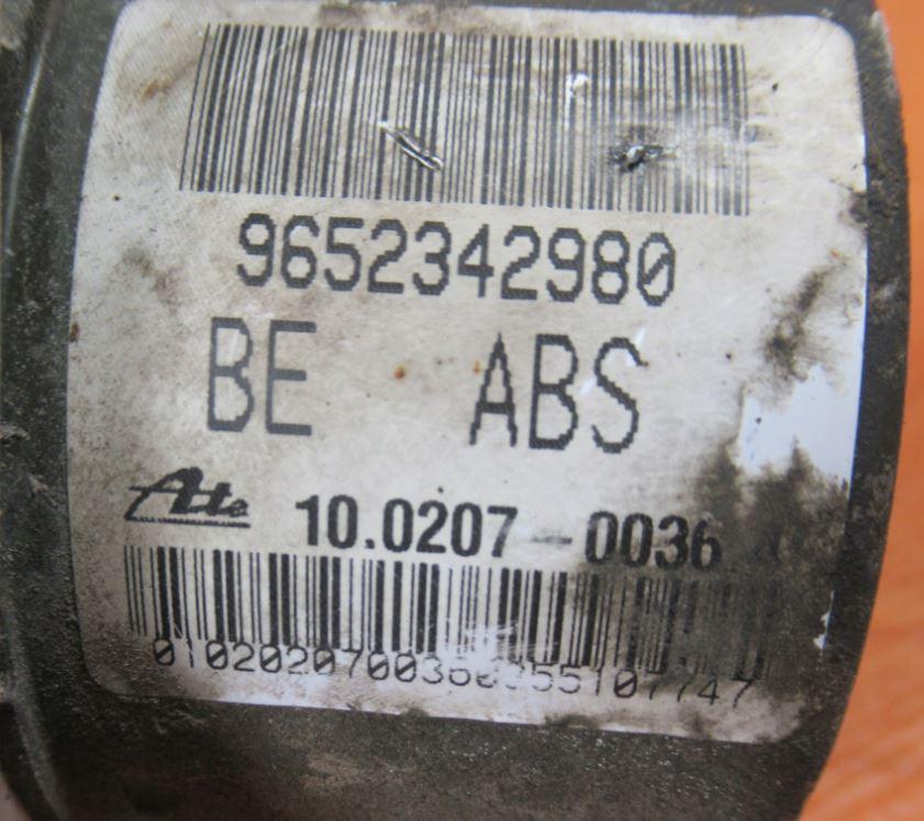 Peugeot 206 hatchback 1.4 petrol MT 55 kW 2000  Pumpa ABS 9652342980 10.0970-1114.3 5WK84108