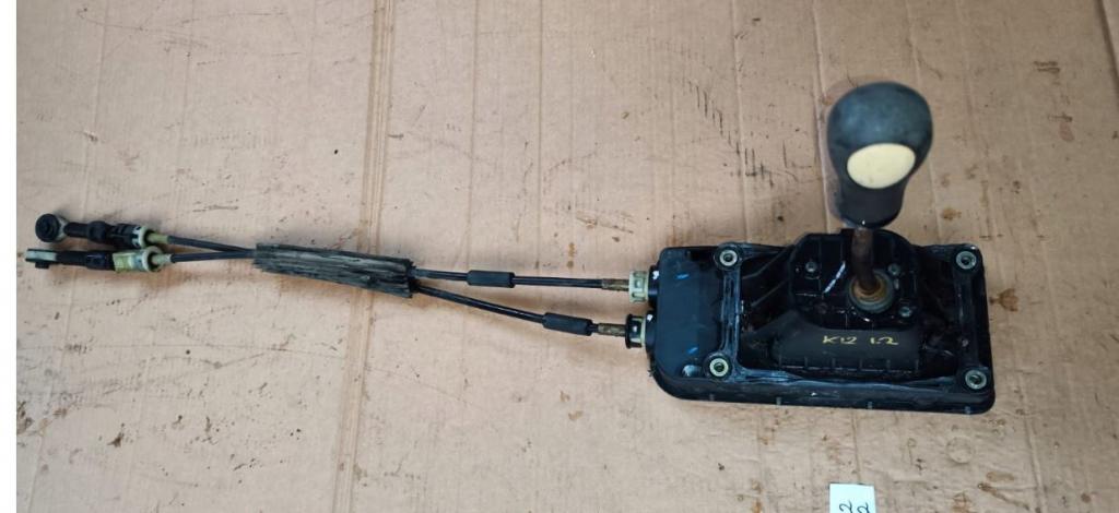 Nissan Micra K12 2003-2010 hatchback 1.2 16v petrol MT 48 kW 2005 Rýchlostná páka (kulisa)