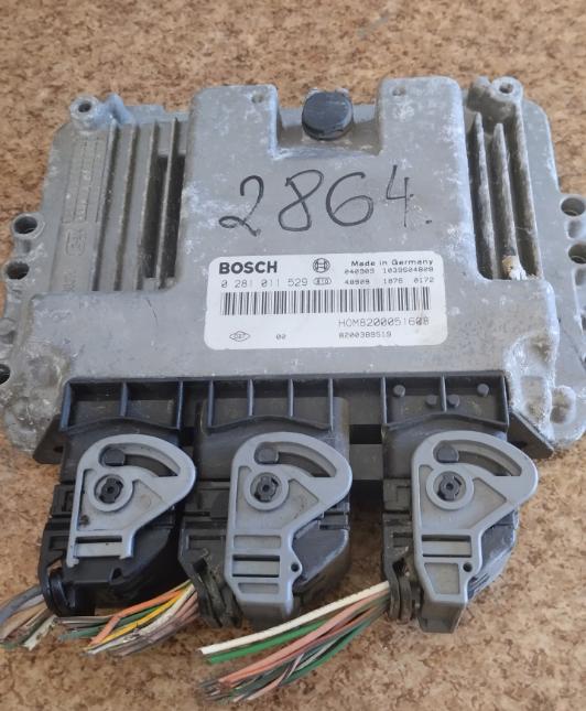 Opel Vivaro 2001-2014 1.9  Riadiaca jednotka motora 8200389519 0281011529